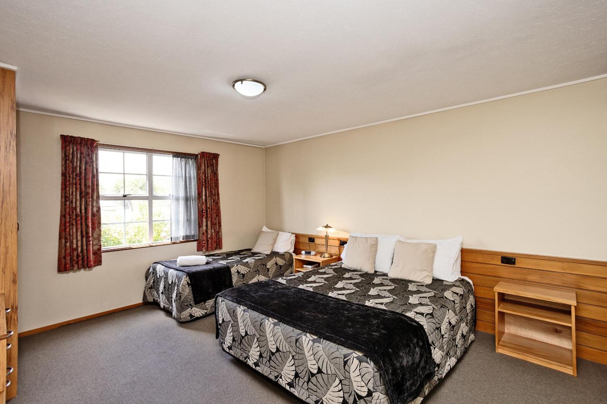 Balmoral Lodge Motel อินเวอร์คาร์กิลล์ ภายนอก รูปภาพ
